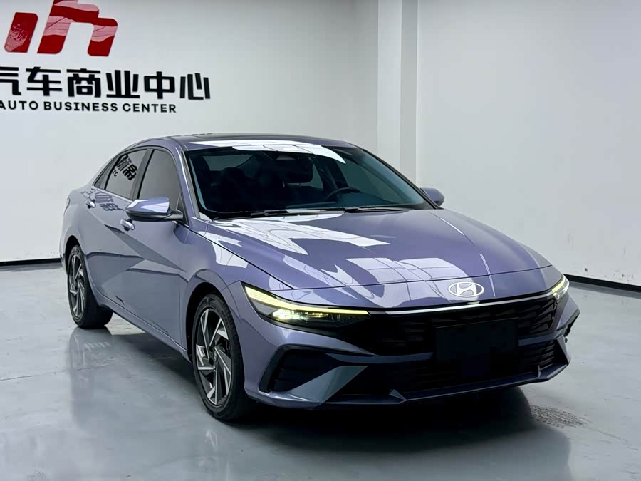 Hyundai Elantra 2023