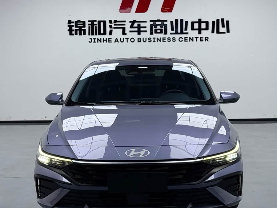Hyundai Elantra 2023