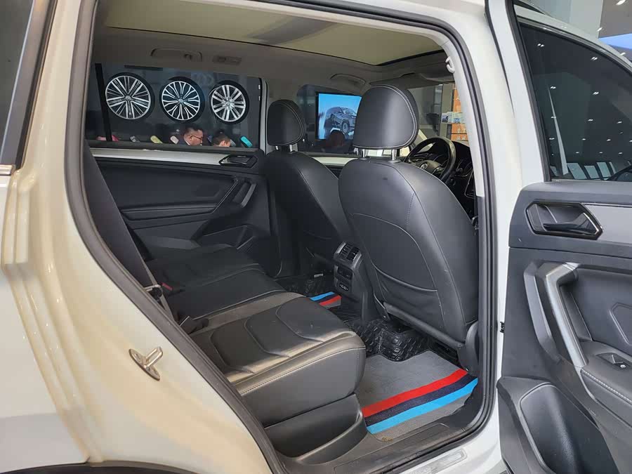 Volkswagen Tiguan L 2019