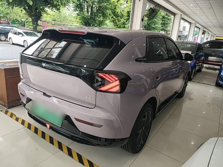 Arcfox Beta T1 2025