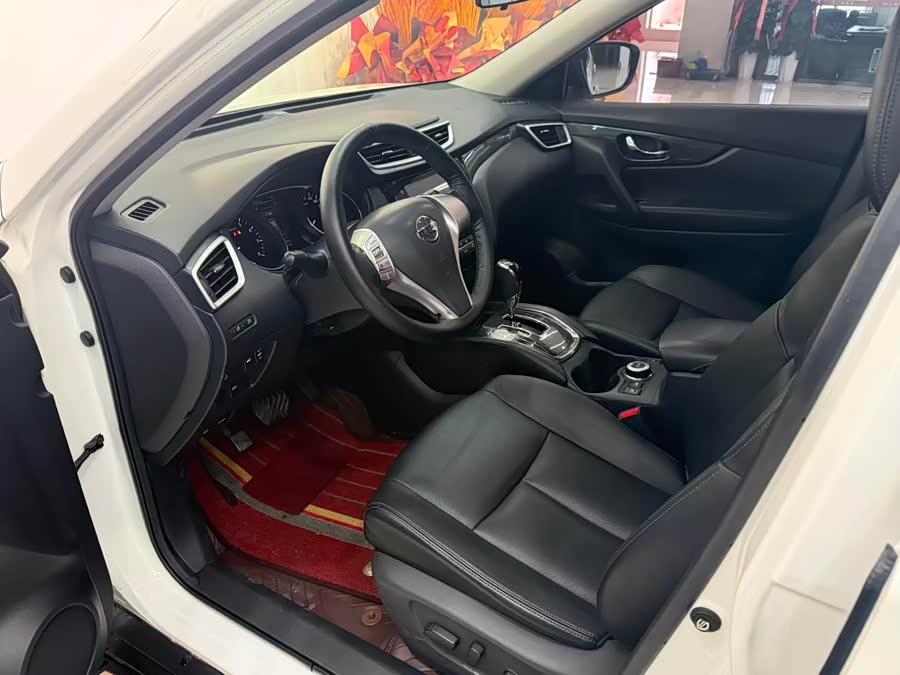 Nissan X-Trail 2015