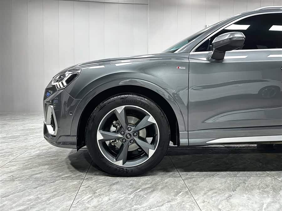 Audi Q3 2022