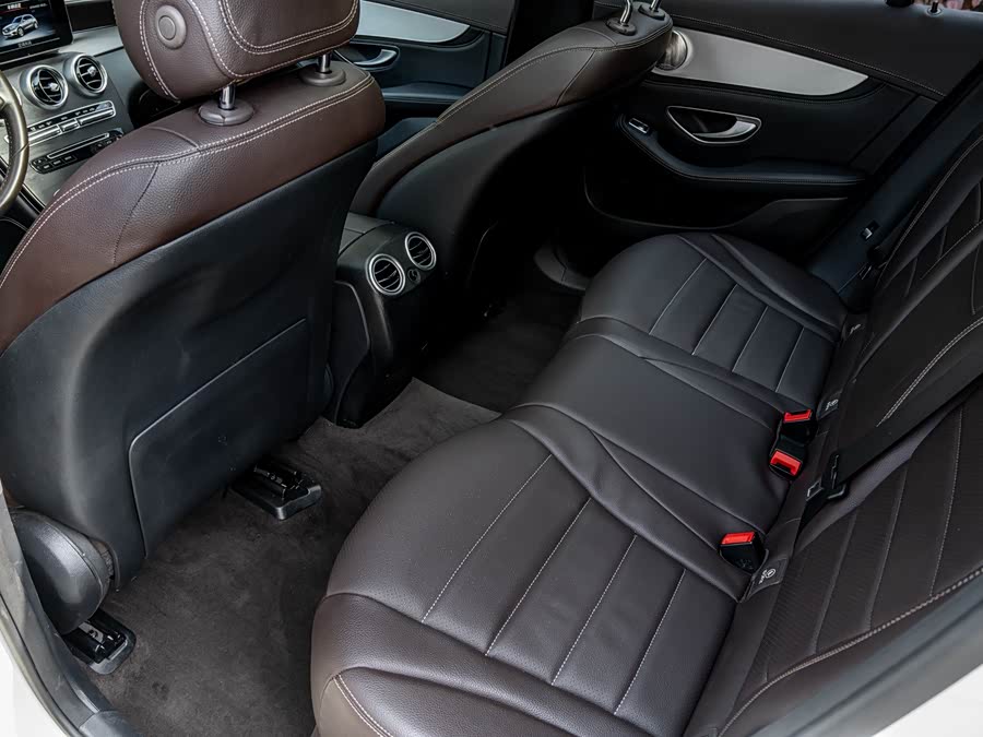 Mercedes-Benz GLC 2017 — фото 13