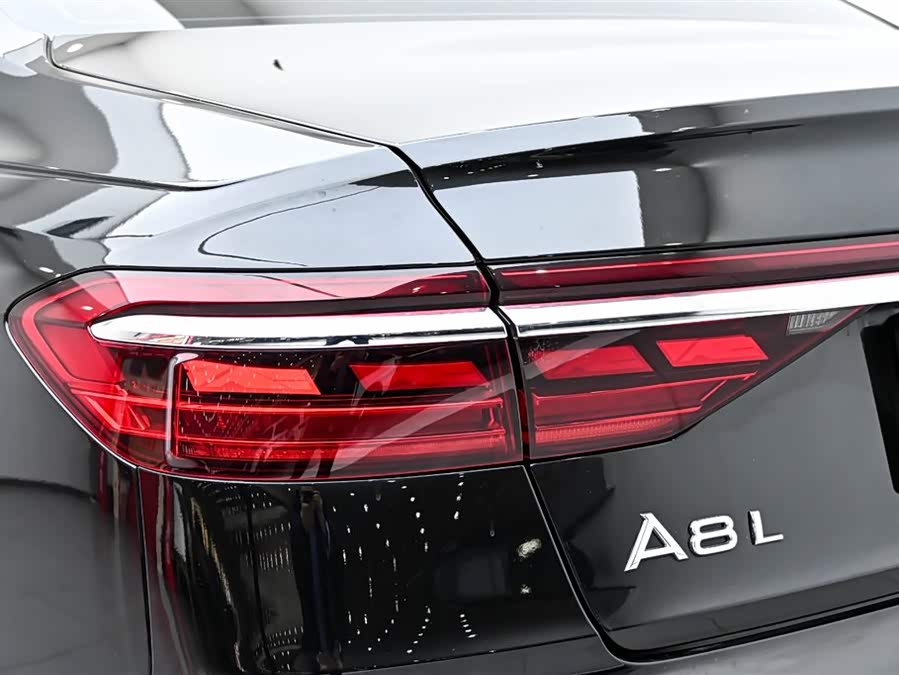 Audi A8 2024 — фото 9