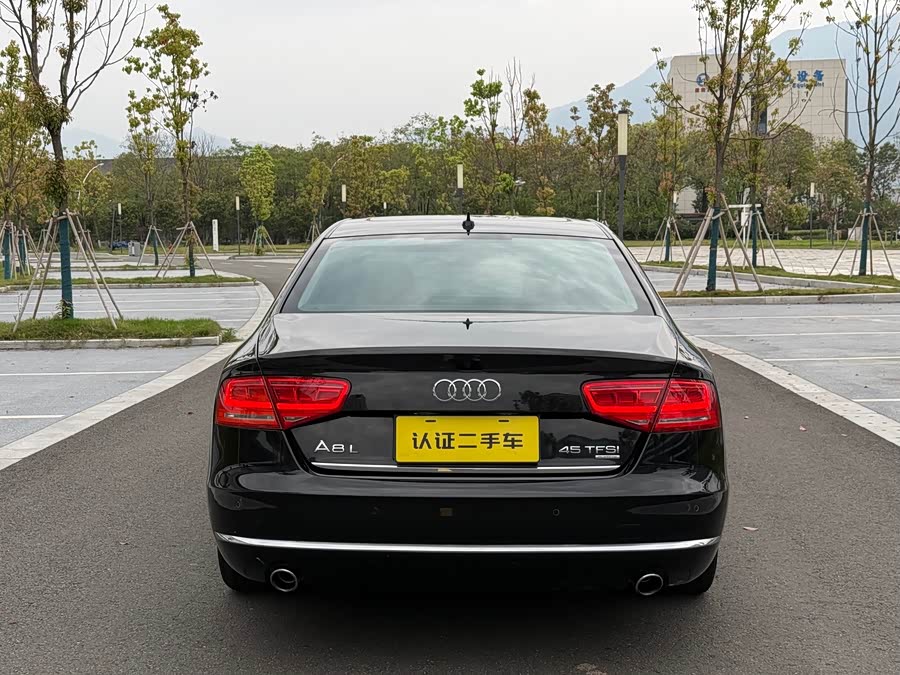 Audi A8 2013