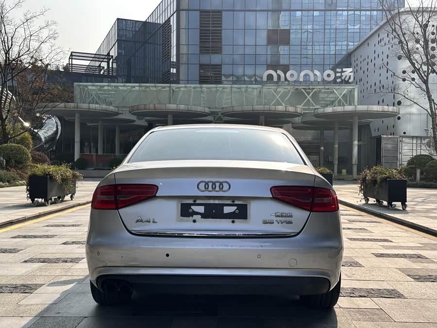 Audi A4L 2013