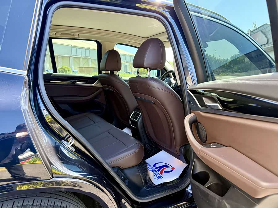 BMW X3 2022 — фото 8