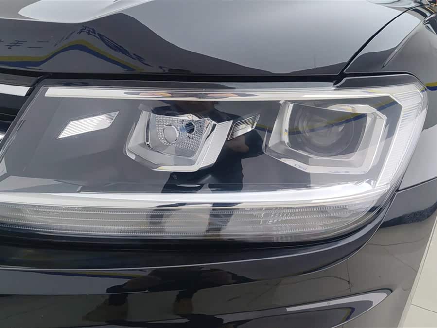 Volkswagen Tiguan L 2019