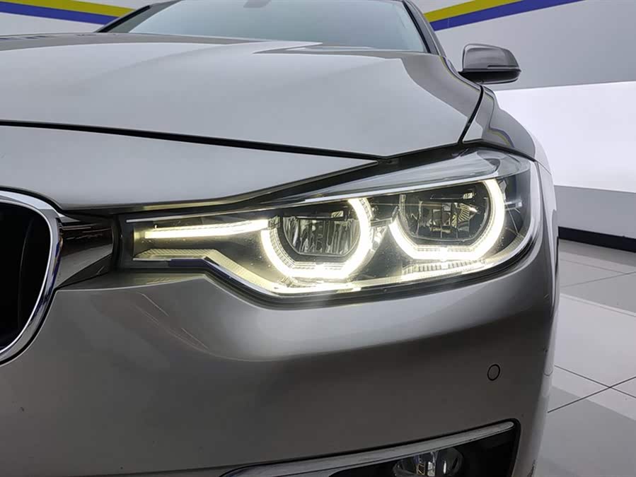 BMW 3 Series 2016