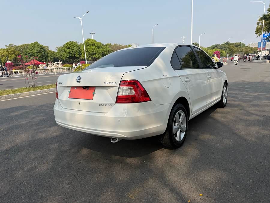 Skoda Rapid 2013