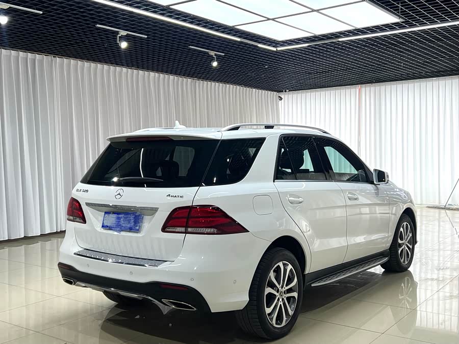 Mercedes-Benz GLE 2017