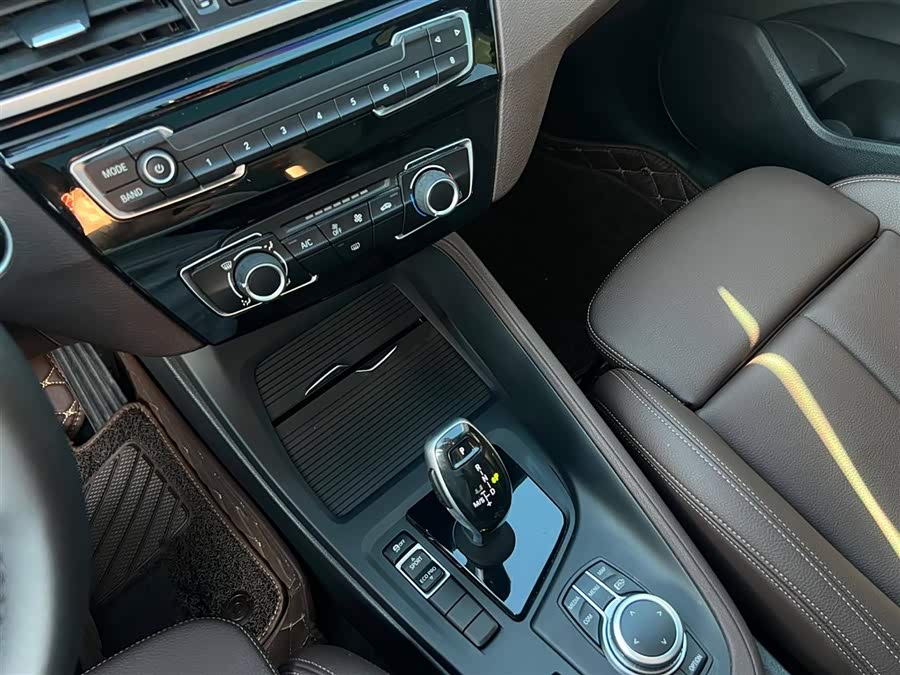 BMW X1 2022 — фото 13