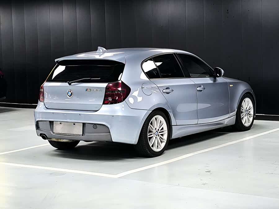 BMW 1 Series 2010 — фото 15