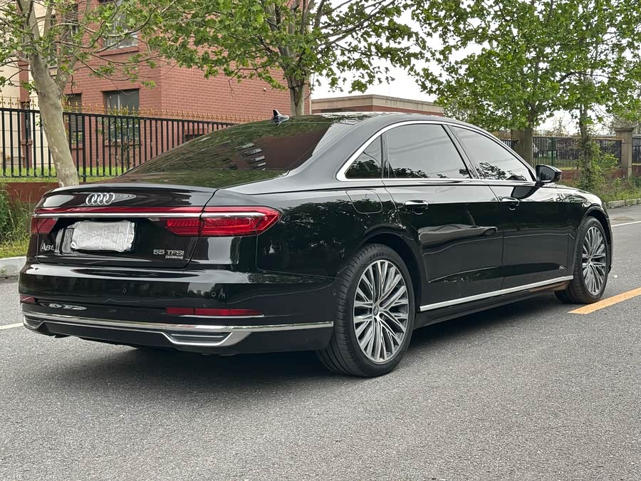 Audi A8 2019