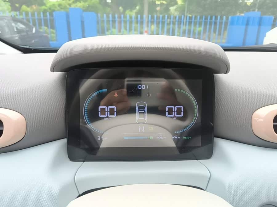 Leapmotor Zero Running T03 2025 — фото 12