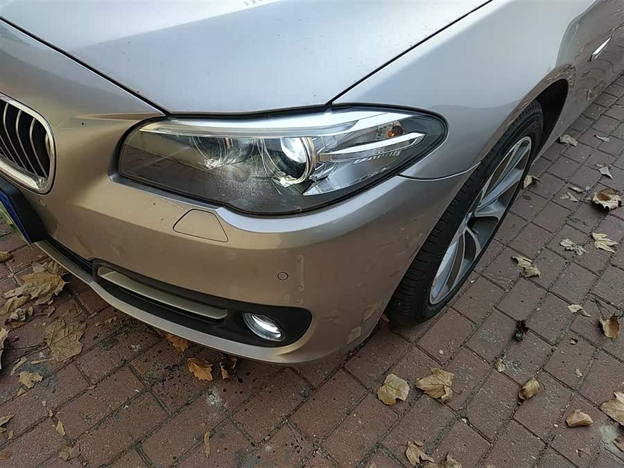 BMW 5 Series 2017 — фото 24