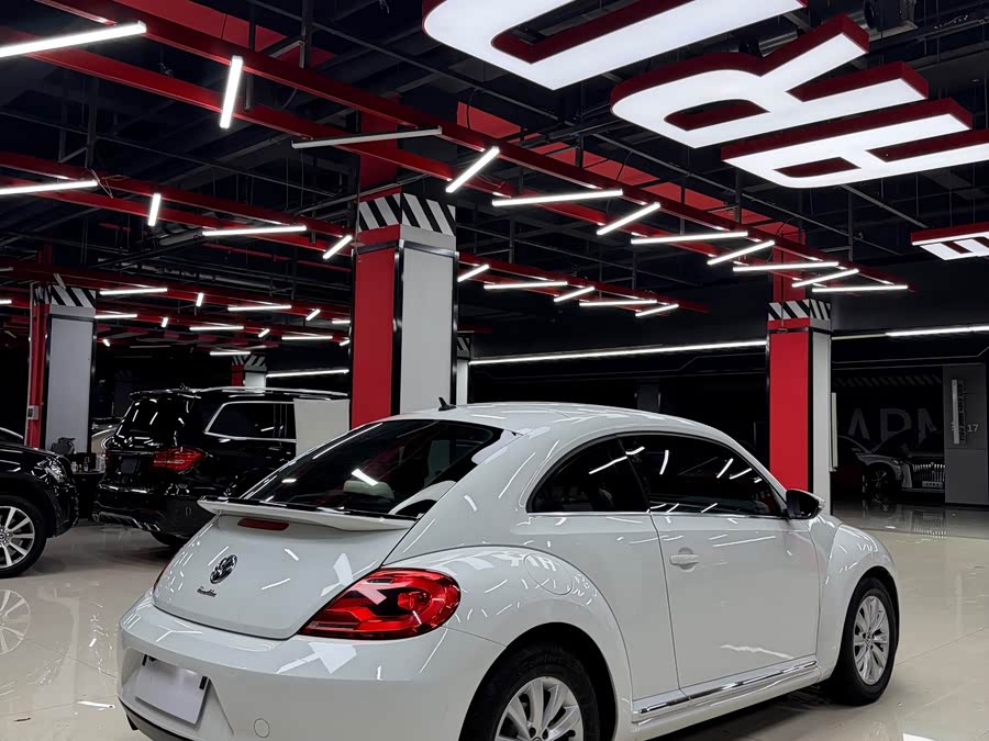 Volkswagen Beetle 2015