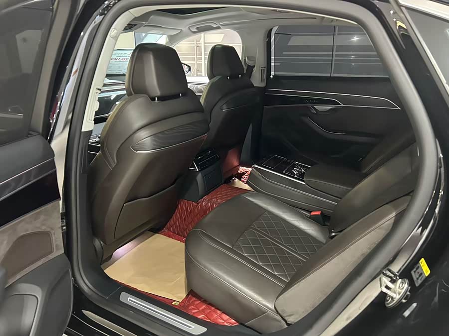 Audi A8 2022