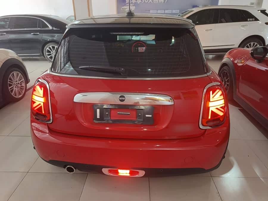 MINI MINI 2019