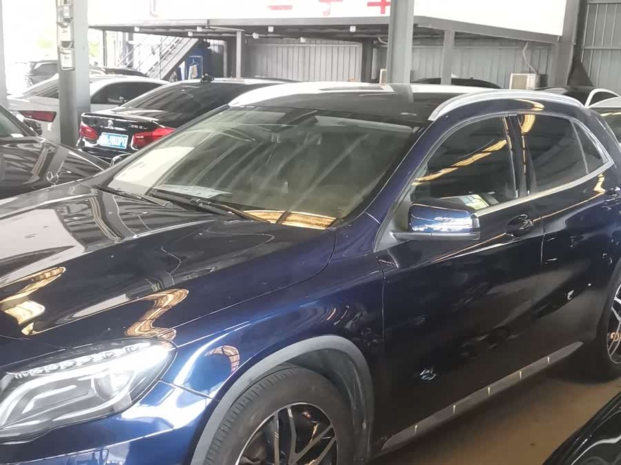 Mercedes-Benz GLA 2016