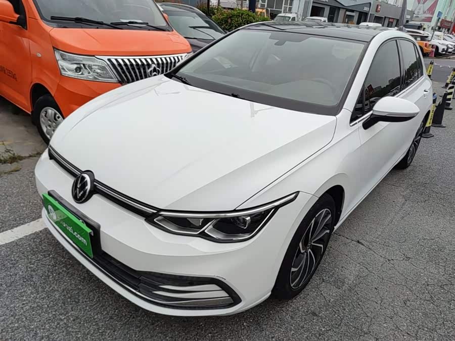 Volkswagen Golf 2021