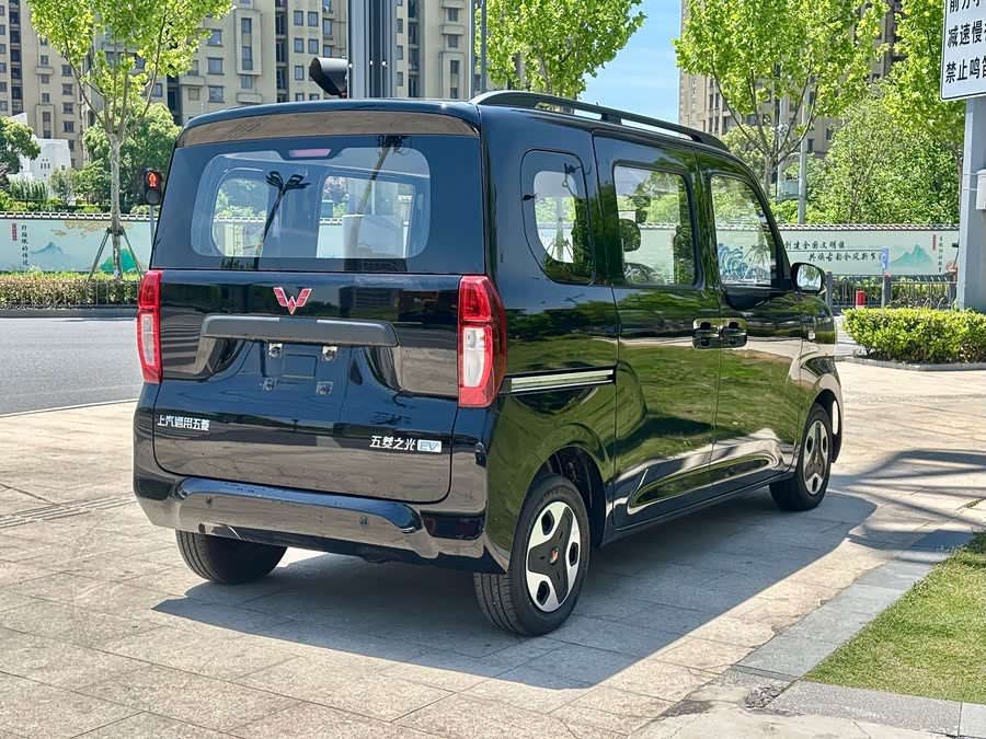 Wuling Zhiguang New Energy 2025