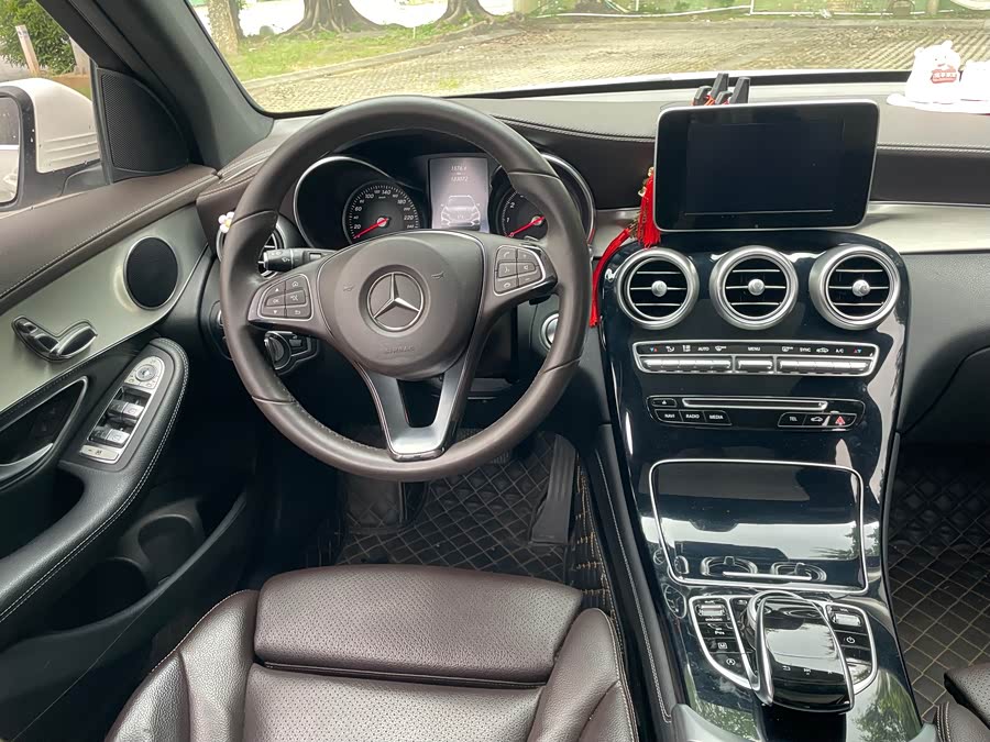 Mercedes-Benz GLC 2018