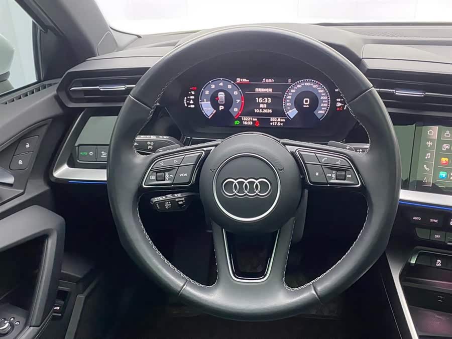 Audi A3 2024 — фото 14