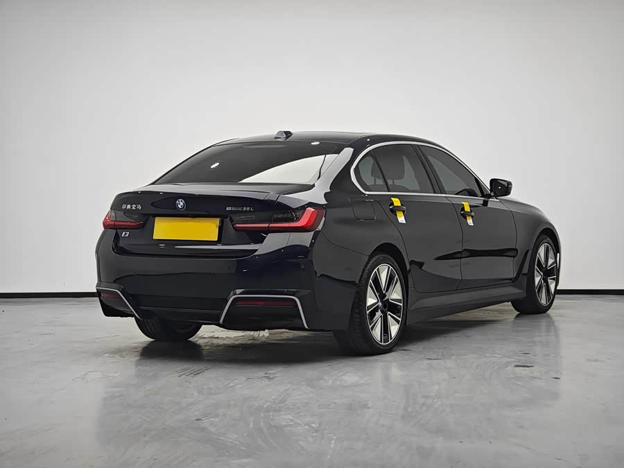 BMW i3 2022