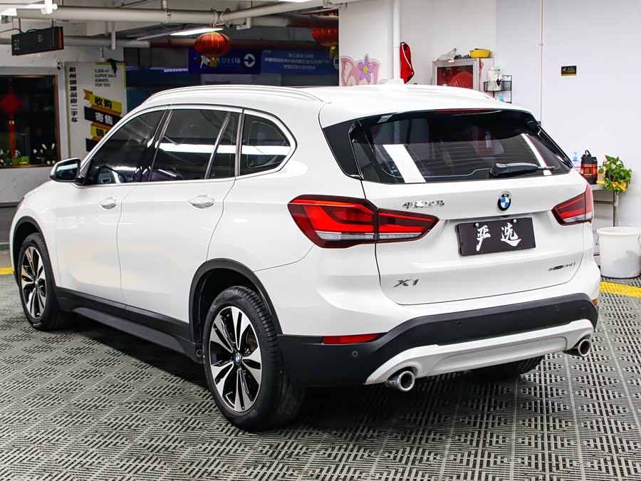 BMW X1 2022 — фото 22