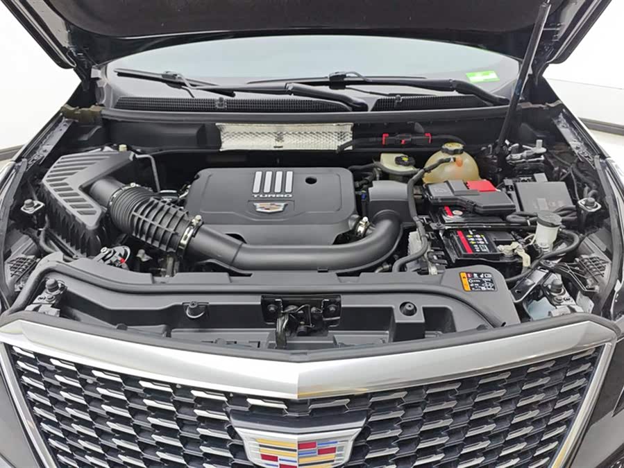Cadillac XT5 2022 — фото 10