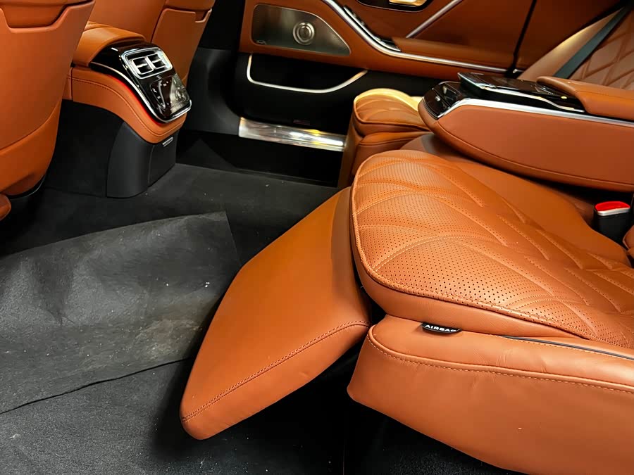 Mercedes-Benz Maybach S-Class 2024 — фото 19