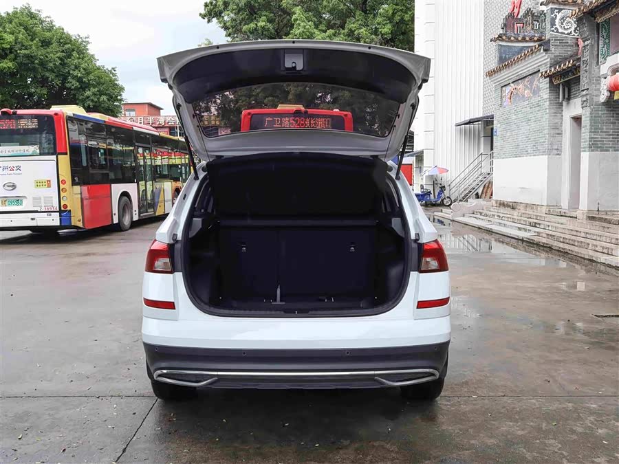 Skoda Kamiq 2023 — фото 15