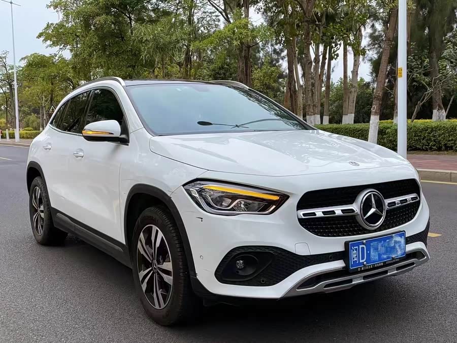 Mercedes-Benz GLA 2020