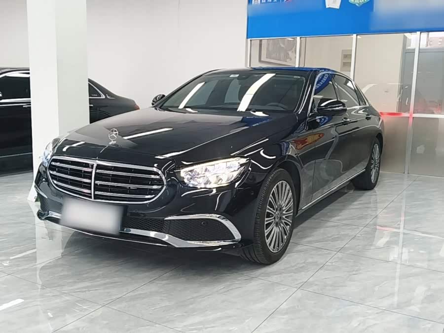 Mercedes-Benz E-Class 2023