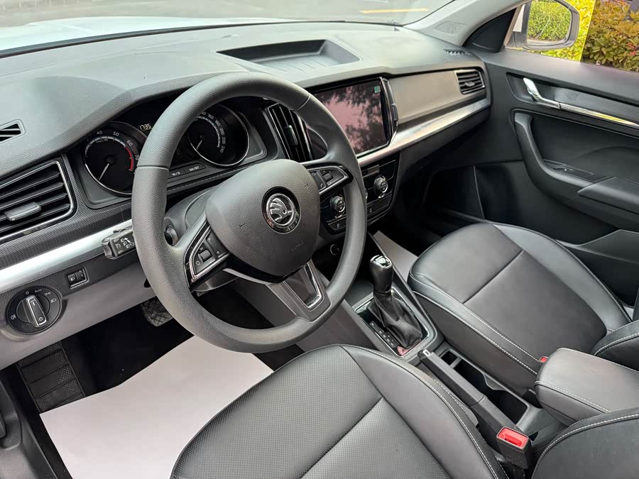 Skoda Kamiq 2023 — фото 13