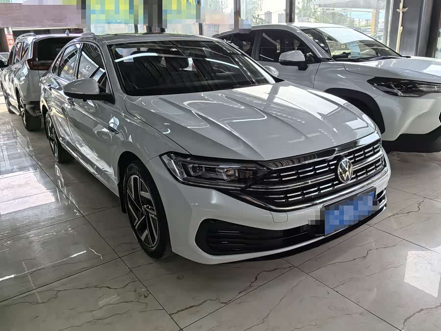 Volkswagen Sagitar 2023