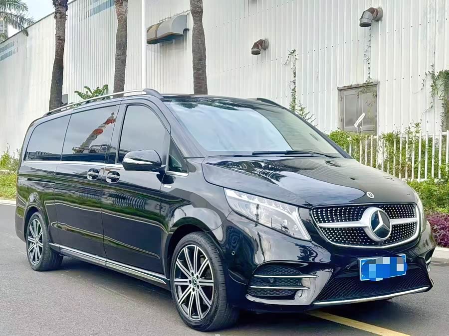 Mercedes-Benz V-Class 2022 — фото 11