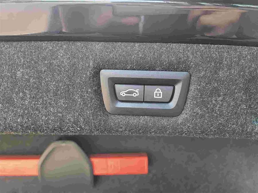 BMW 5 Series 2022 — фото 21