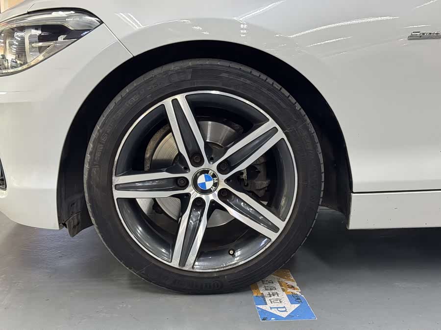 BMW 1 Series 2015 — фото 16