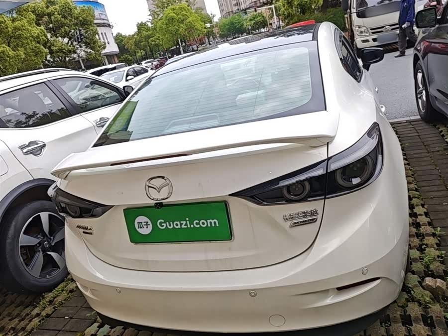 Mazda 3 Angkesela 2016