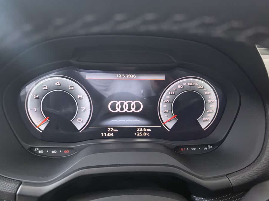 Audi Q2L 2025