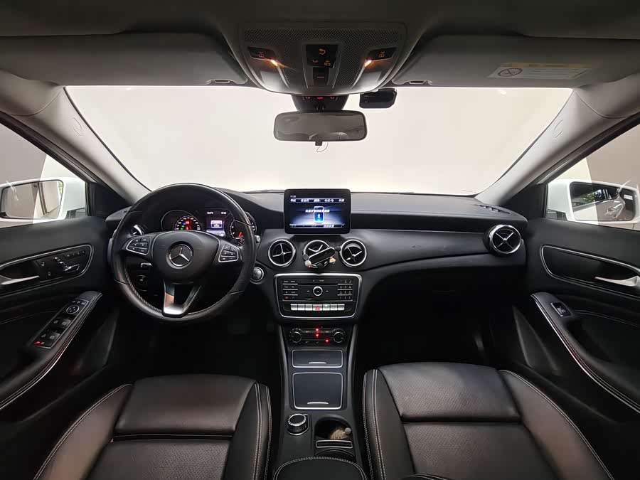 Mercedes-Benz GLA 2017