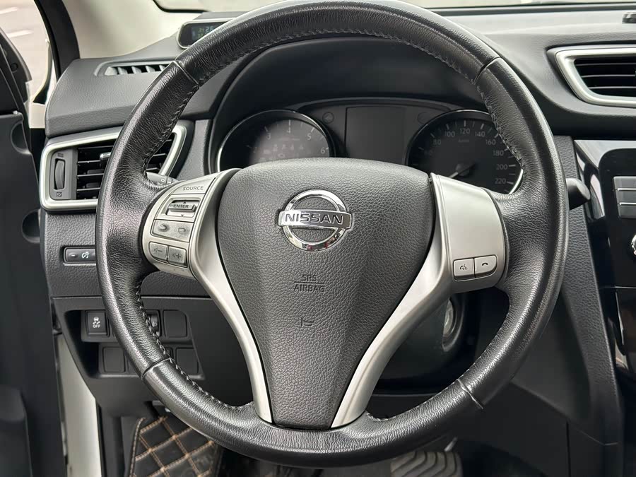 Nissan Qashqai 2017 — фото 11
