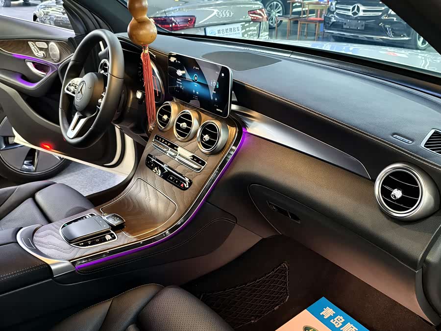 Mercedes-Benz GLC 2020 — фото 17