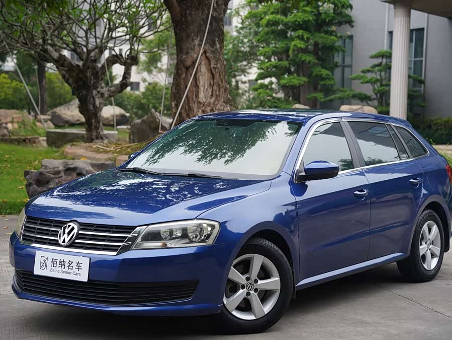 Volkswagen Gran Lavida 2013