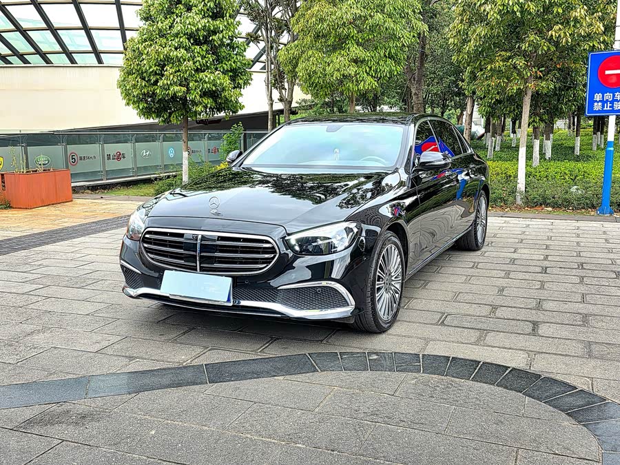 Mercedes-Benz E-Class 2023