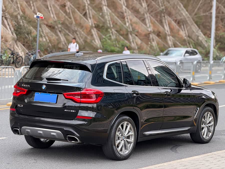 BMW X3 2021 — фото 11