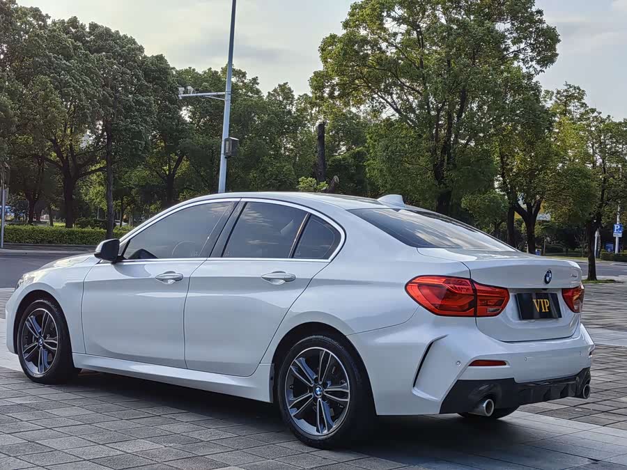 BMW 1 Series 2021