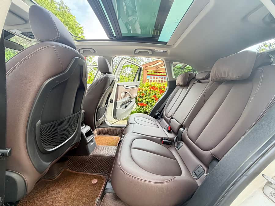 BMW X1 2021